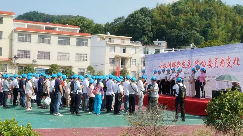 资料：启动仪式上领导的讲话和队员的发言